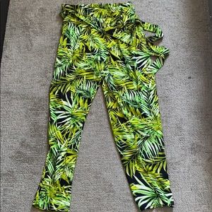 Tropical green pants with belt